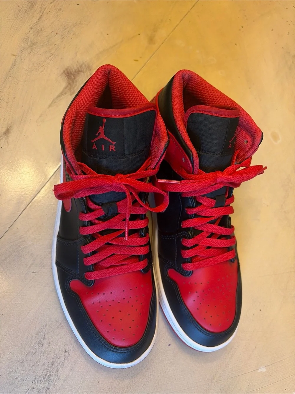 Mens Air Jordan Retro 1 Mid 